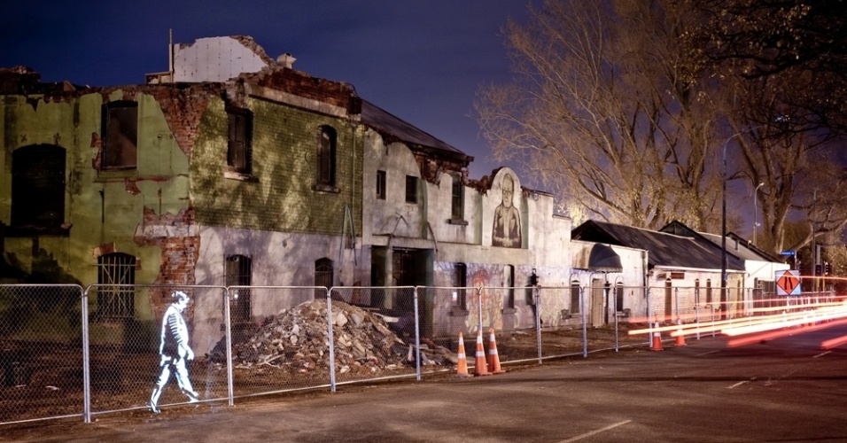Segundo Wittner, os personagens iluminados pretendiam "lembrar as perdas humanas" e "apoiar a cidade através de uma criação artística simbólica" - Fabrice Wittner