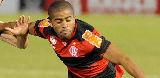 Júnior César defendeu o Flamengo por um ano, mas não conseguiu agradar tanto - Alexandre Vidal/ Fla Imagem