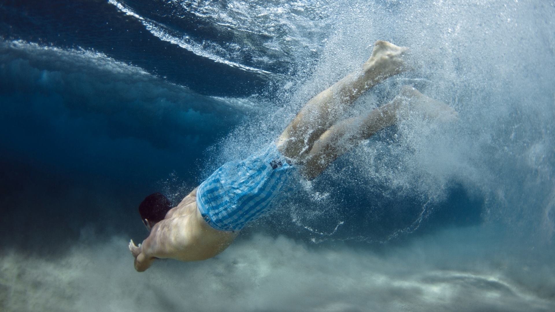 O fotógrafo Mark Tipple tinha interesse em promover fotos de trabalhos humanitários, mas segundo ele não havia muito espaço para esse tipo de trabalho - Mark Tipple 