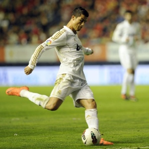 Atacante Cristiano Ronaldo teve suas chuteiras roubadas do vestiário do Real Madrid, em Munique - AFP PHOTO/ RAFA RIVAS