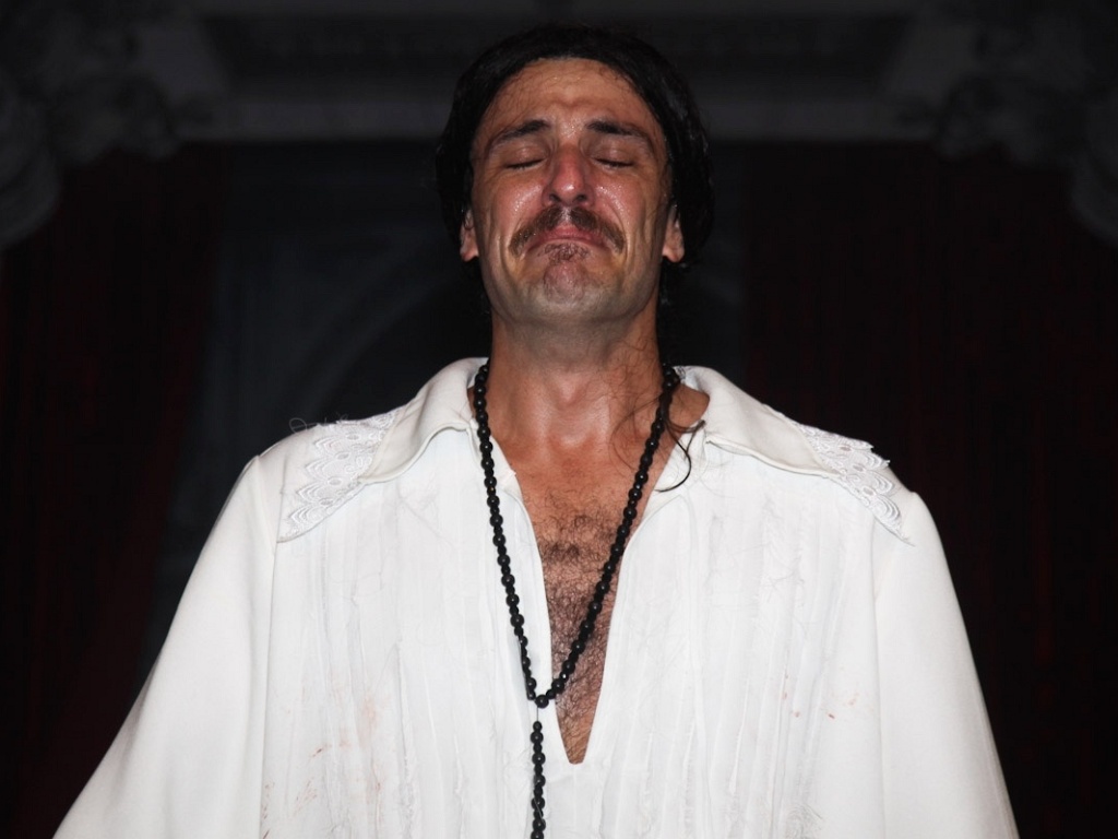 Rodrigo Lombardi se emociona na estreia do espetáculo "Dom Juan" em SP (30/3/12) - Manuela Scarpa/Photo Rio News