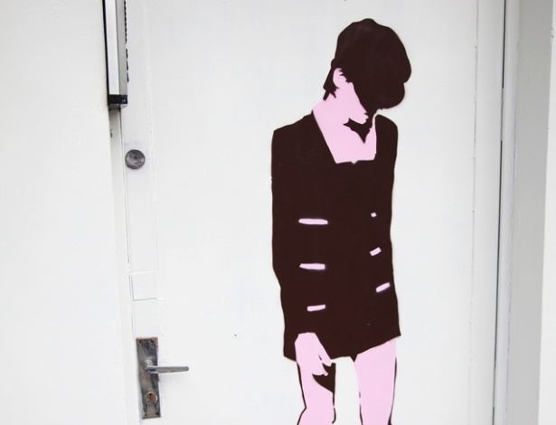 Detalhe de stencil feito pelo coletivo Ocupe a Cidade (1/4/12) - Guilherme Zauith/UOL