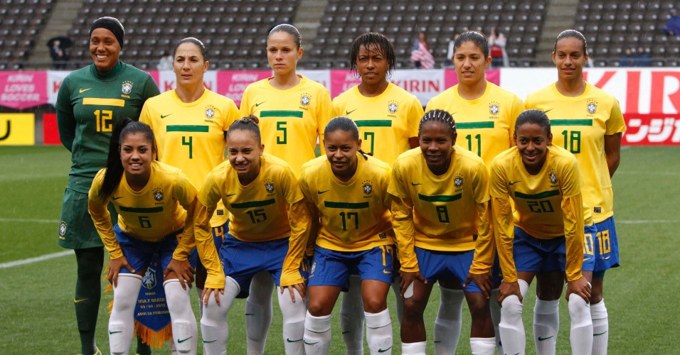 Brasil não teve Marta, mas contou quase com sua força máxima no amistoso desta terça-feira (03/04/2012)