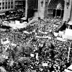 Marcha da Família com Deus pela Liberdade, em 19 de março de 1964 - Folha Imagem