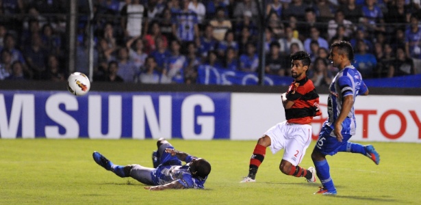 Léo Moura deixou o dele contra o Emelec, mas não evitou novo apagão do Flamengo - Alexandre Vidal/Fla Imagem
