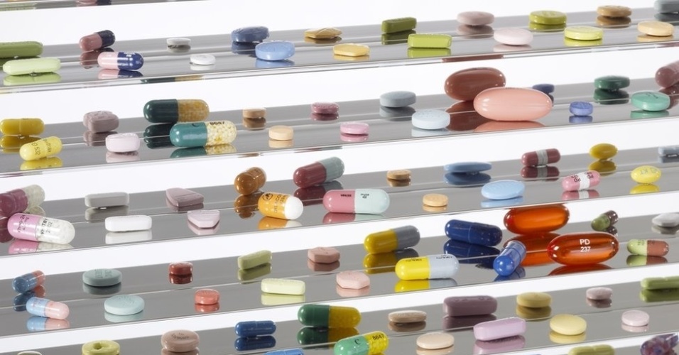 A grande exposição da Tate Modern, que conta com 70 obras de Hirst, faz parte do Festival Londres 2012, o programa cultural ligado aos Jogos Olímpicos. Os curadores afirmam que esta é uma oportunidade de os visitantes julgarem as obras sozinhos  - Divulgação/BBC