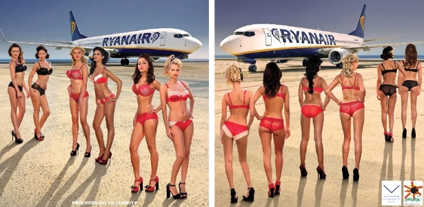 Aeromoças posam para o calendário 2012 da companhia aérea Ryanair - Divulgação