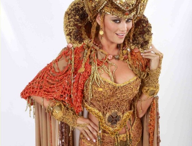 Ellen Roche como Herodíades na "Paixão de Cristo" de Nova Jerusalém, em Pernambuco - Divulgação