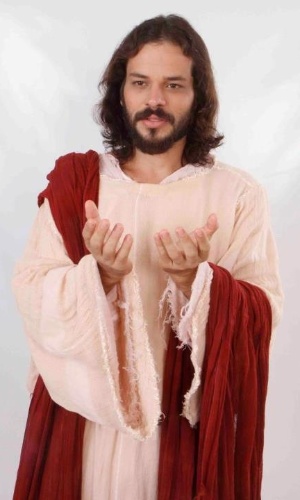 O ator pernambucano José Barbosa, que interpreta Jesus na "Paixão de Cristo" de Nova Jerusalém, em Pernambuco - Divulgação