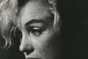 Uma retrospectiva da obra do renomado fotógrafo Arnold Newman, em Berlim, traz imagens icônicas de celebridades como Marilyn Monroe, Picasso e Andy Warhol. Newman, que fotografou Marilyn em 1962, dizia que ela era a mulher mais triste que conheceu  - Getty Images/Arnold Newman 