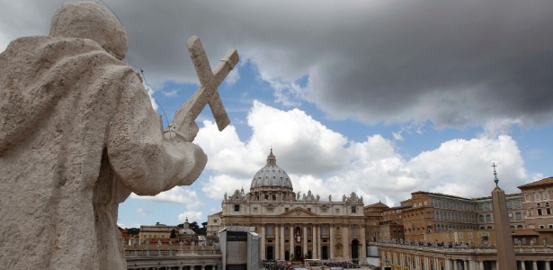 Praça São Pedro, no Vaticano - Alessandro Bianchi/Reuters