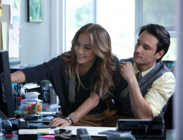 Jennifer Lopez e Rodrigo Santoro em cena do filme "O que Esperar quando Você está Esperando"  - Divulgação
