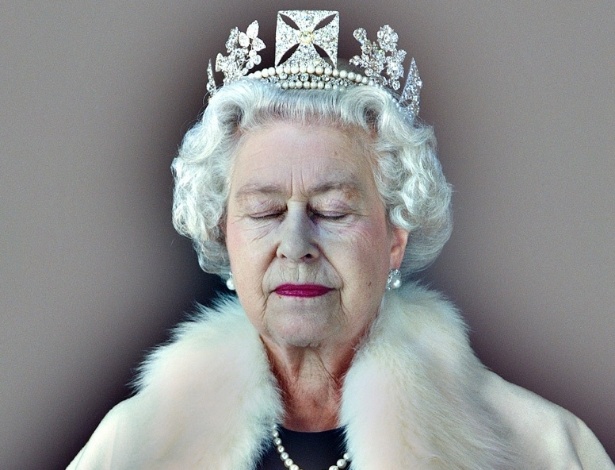 Lightness of Being, by Chris Levine, 2007 - Courtesy of Mr Kevin P.Burke and the Burke Children. Private Collection. © Chris Levine