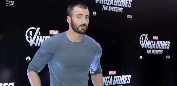 O ator Chris Evans durante sessão especial do filme "Os Vingadores", em shopping de São Paulo (9/4/12) - Francisco Cepeda/AgNews