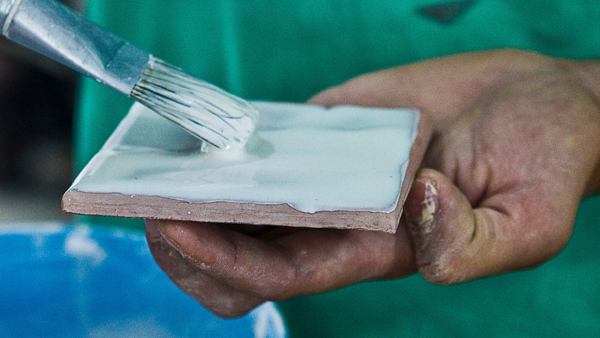 Passo a passo pintura de azulejo (09/04/2012) - Ivan Shupikov/UOL