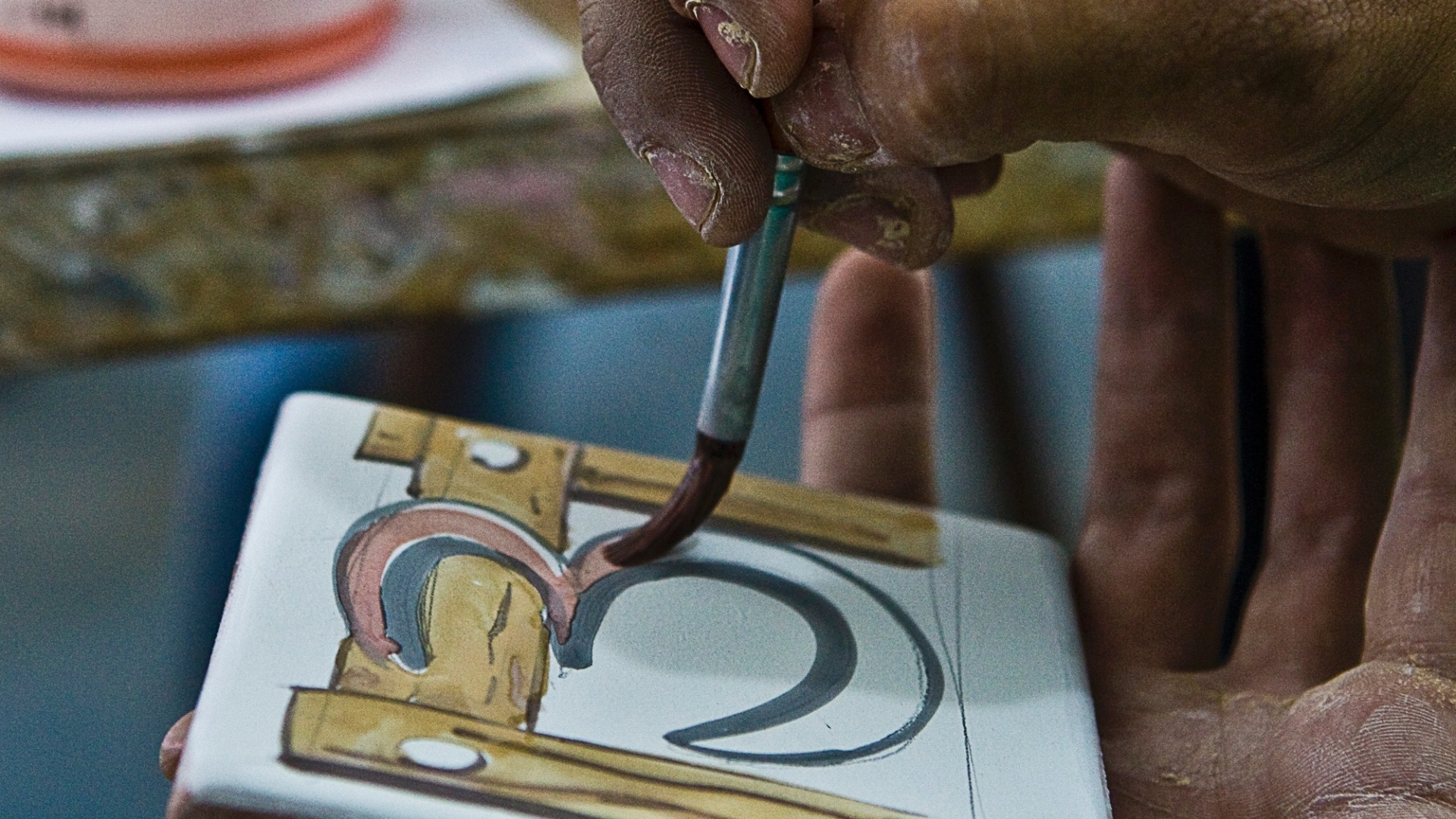 Passo a passo pintura de azulejo (09/04/2012) - Ivan Shupikov/UOL