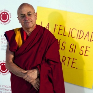 Monge budista Matthieu Ricard é considerado o homem mais feliz do mundo - Javier Sanchofuente/Efe