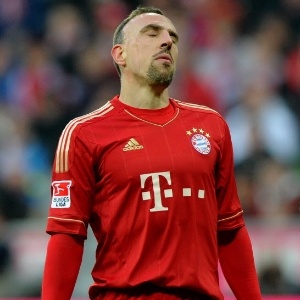 Ribéry (foto) e Robben teriam se "estranhado" no vestiário na partida contra o Real  - AFP PHOTO / CHRISTOF STACHE