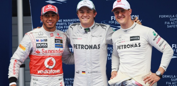 Rosberg e Schumi largam na 1ª fila; Hamilton foi o 2º, mas cumpre punição e sai em 7º - Mark Thompson/Getty Images