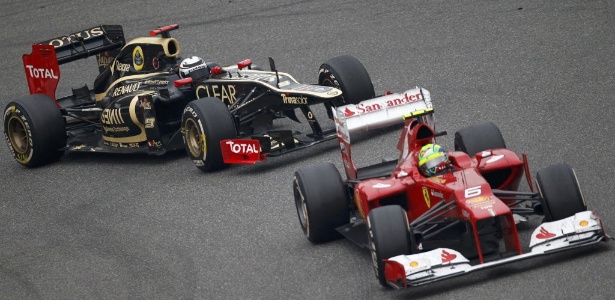 Massa e Raikkonen se deram mal com a estratégia de duas paradas na China - Carlos Barria/Reuters
