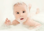 Você sabe dar banho no bebê? - Thinkstock