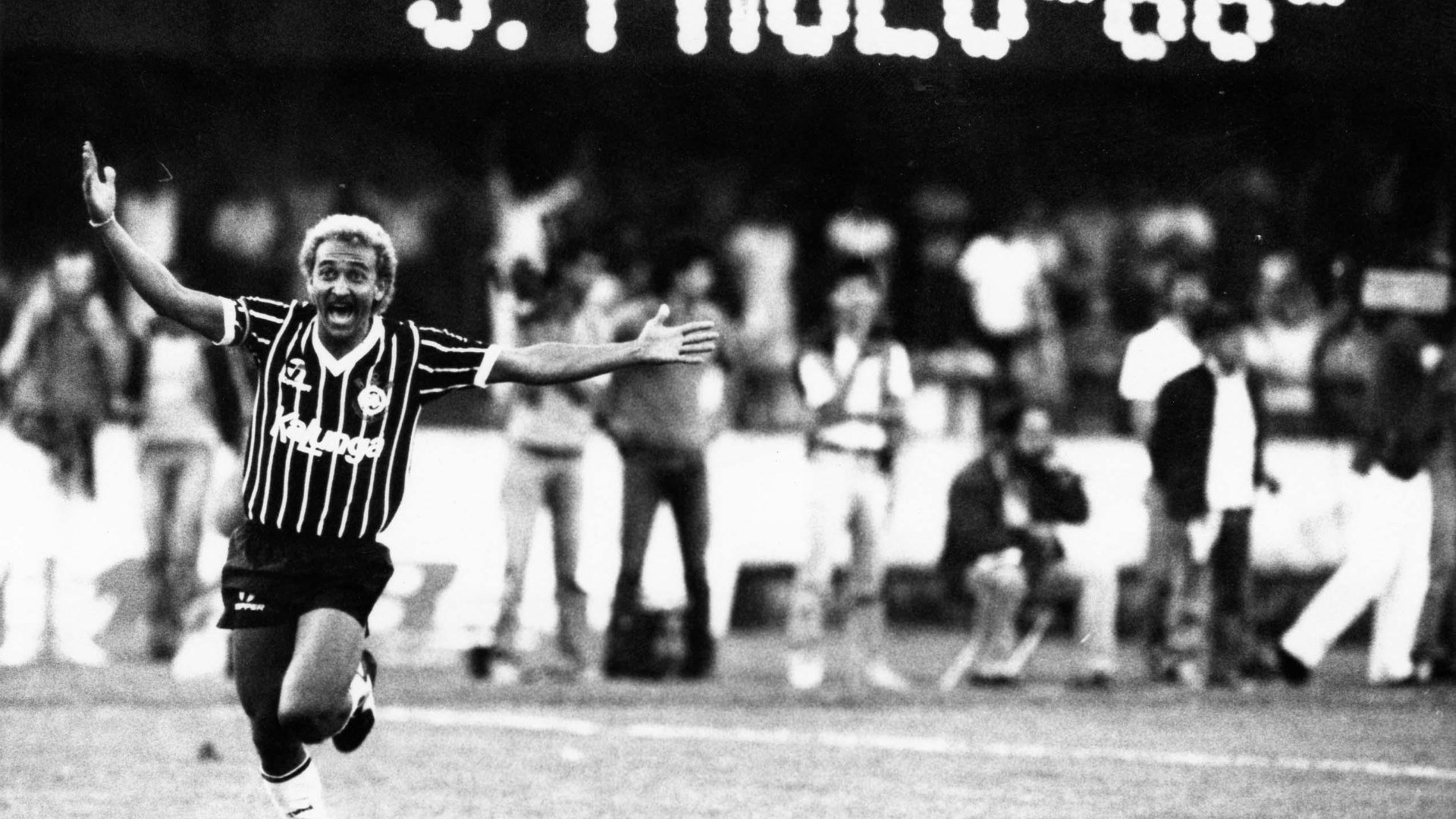 BiroBiro dispensa modéstia e afirma ser figura mais emblemática do Corinthians na atualidade BiroBiro dispensa modéstia e afirma ser figura mais emblemática do Corinthians na atualidade