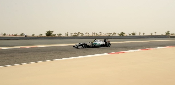 Alemão Nico Rosberg foi o mais rápido dos treinos livres para o GP do Bahrein - Tom Gandolfini/AFP
