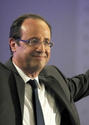 Países europeus em dificuldades esperam que uma vitória de François Hollande (foto) vá permitir afrouxar o plano de rigor - Regis Duvignau/Reuters