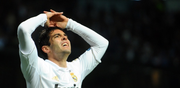 Milan quer o brasileiro Kaká, mas ressalta que analisará as condições econômicas - AFP PHOTO / PIERRE-PHILIPPE MARCOU