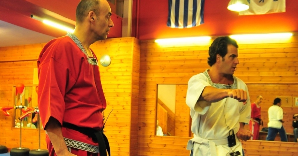 Álvaro Garnero treina pancration com o mestre Polinikis Trigazis na Grécia
