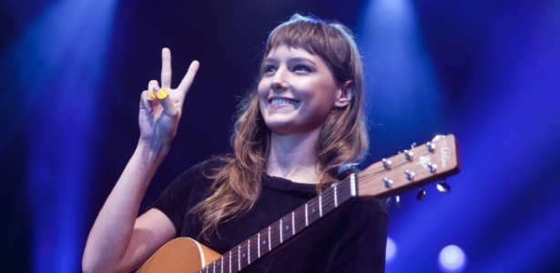 Cantora Mallu Magalhães em show da Virada Cultural em 2011 - Thiago Bernardes/UOL