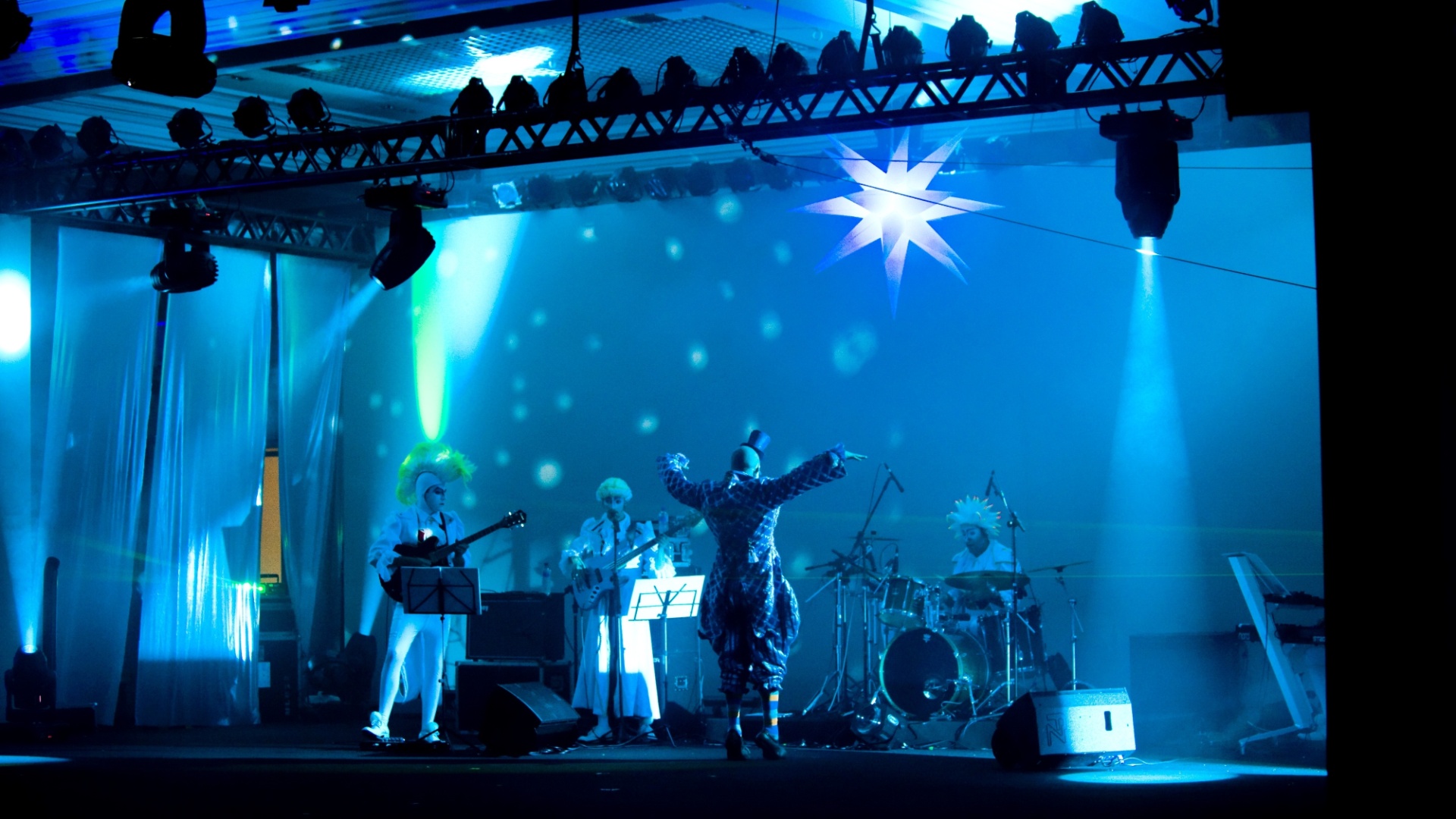 Clown do espetáculo "Alegria", do Cirque du Soleil, apresenta espetáculo "Universo Casuo" no dia 29 de maio, no Teatro Bradesco (Rua Turiassu, 2100 - Pompéia - São Paulo). Marcos Casuo deixou a trupe em 2008 para voltar ao Brasil  - Divulgação