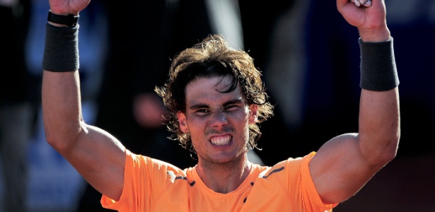 Rafael Nadal sofreu durante decisão do ATP 500 de Barcelona contra David Ferrer - Josep Lago/AFP