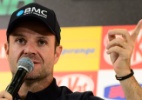 Barrichello agita bastidores com possível mudança de horário, mas Indy mantém 12h30