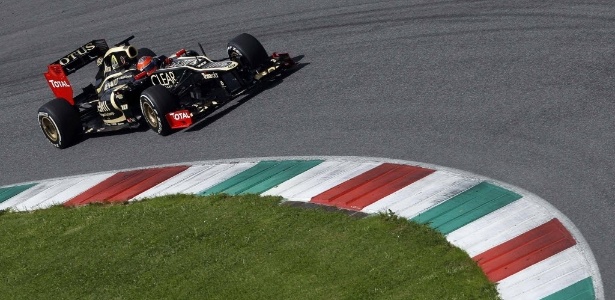 Romain Grosjean fez o melhor tempo em Mugello, pelo segundo dia seguido nos testes - REUTERS/Alessandro Bianchi