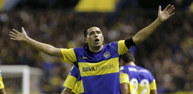 Riquelme, do Boca Juniors, conquistou 3 Libertadores sempre passando por brasileiros - EFE/Leo La Valle