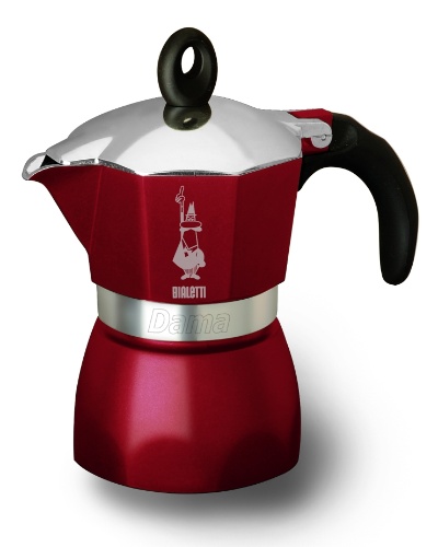 A cafeteira Dama Glamour, da italiana Bialetti, tem capacidade para três xícaras e está disponível nas cores vermelha e marrom. Por R$ 162,90 na Imeltron