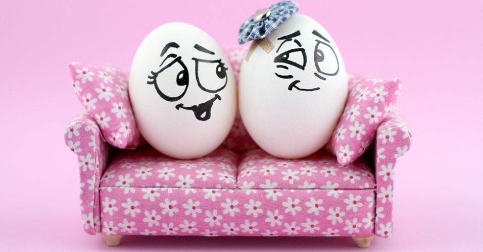 Um dos personagens da série, Eggberto, ganhou seu próprio projeto. De acordo com a fotógrafa, ele é um "herói. Um anti-herói. Rico em colesterol e ideias". Acima, a foto "Apenas o Amor Cura" - Vanessa Dualib 