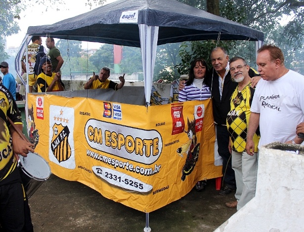 Milton Flores/UOL