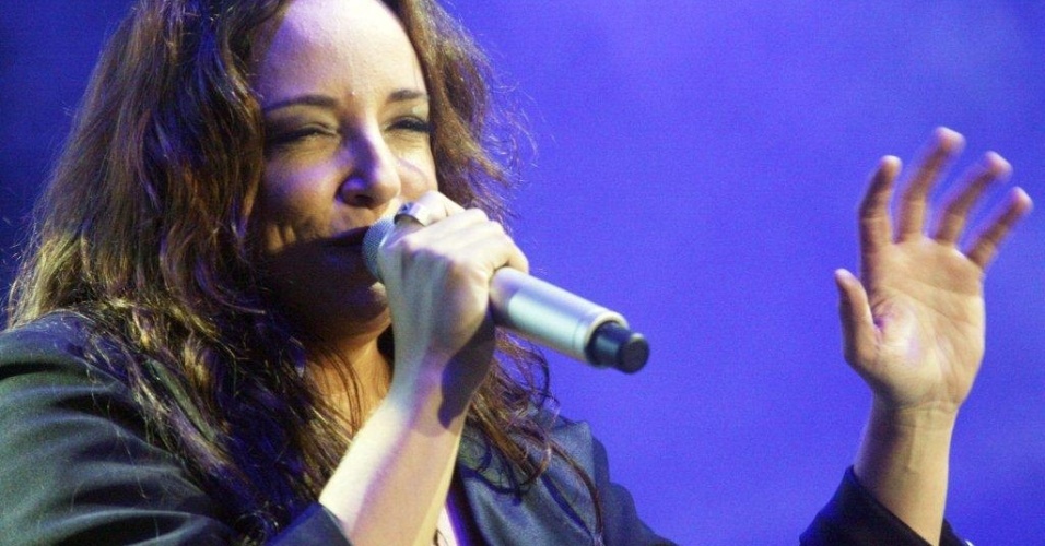 Ana Carolina se apresenta no Palco Quinta da Boa Vista durante o Viradão Carioca (6/5/2012). O evento é encerrado por Gusttavo Lima - Zulmair Rocha/UOL