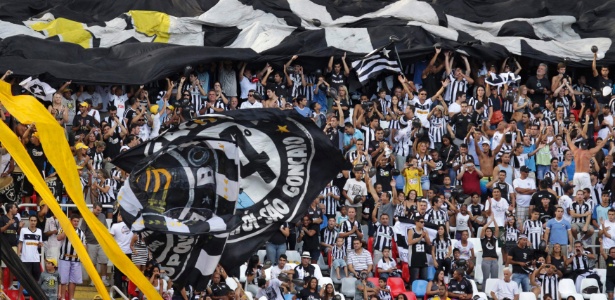 Jogadores do Botafogo querem vitória para "fazer as pazes" com os torcedores - Sergio Moraes/Reuters