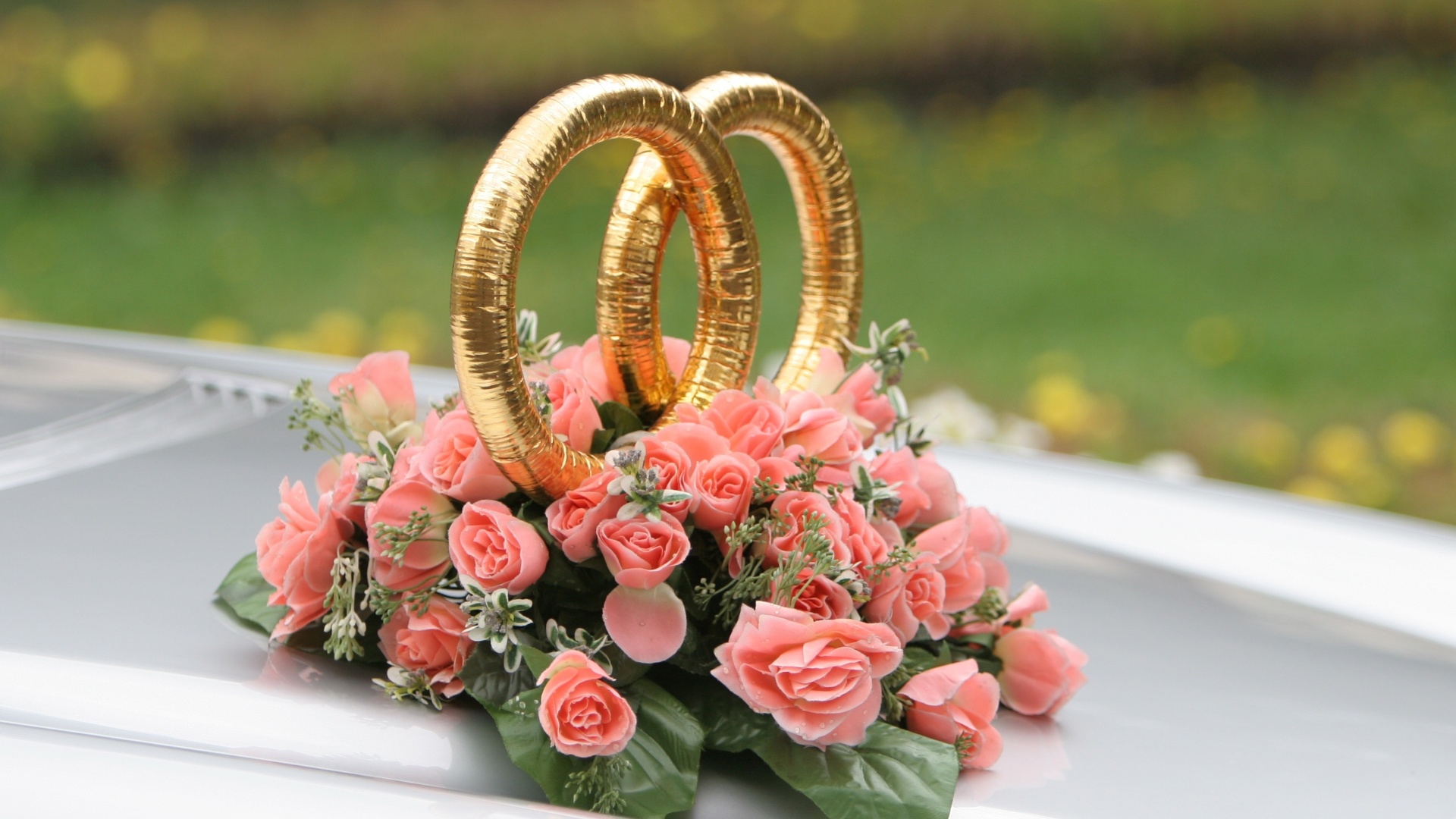 Imagem usada em matéria sobre como enfeitar o carro dos noivos - Thinkstock