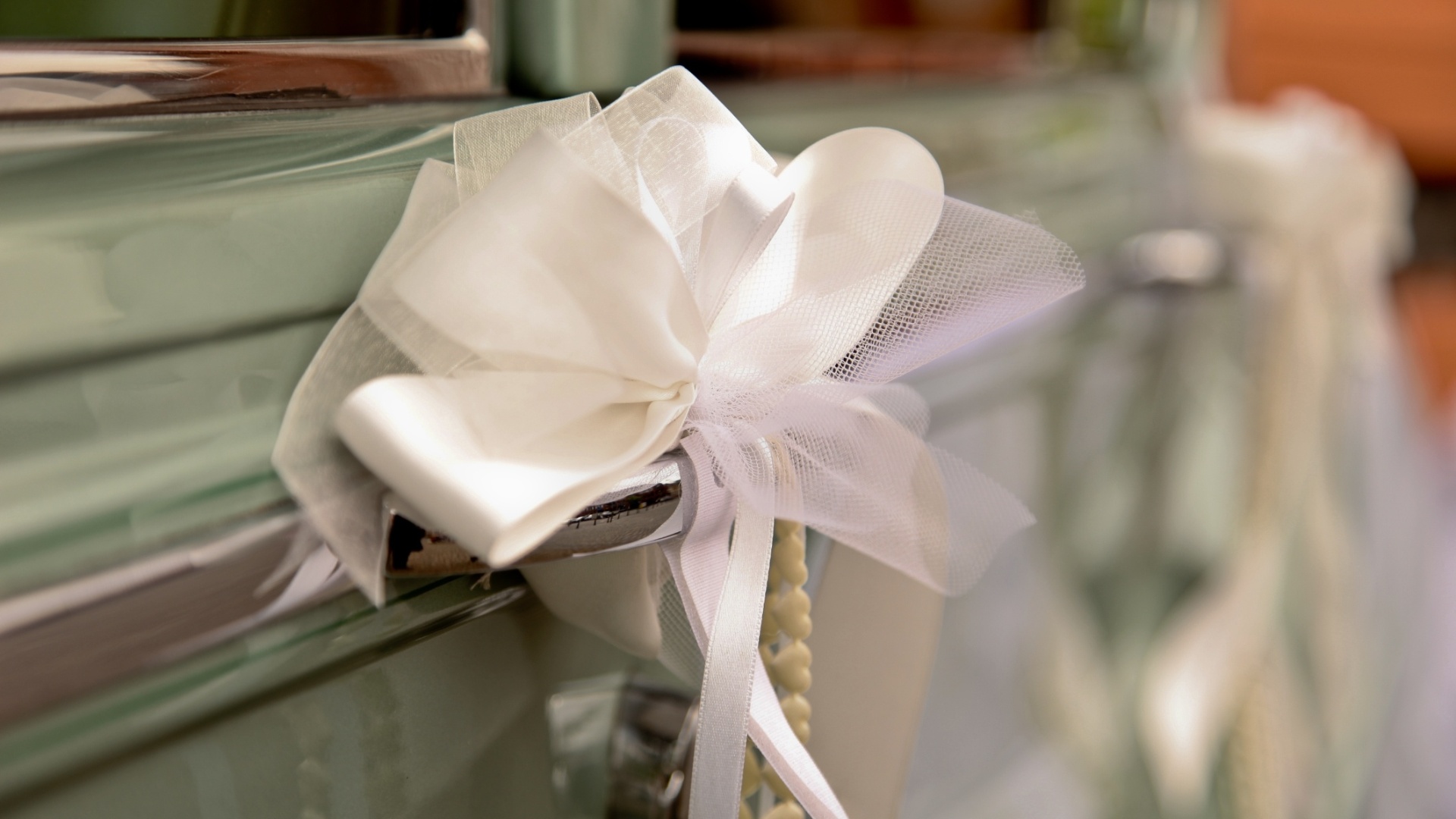 Imagem usada em matéria sobre como enfeitar o carro dos noivos - Thinkstock