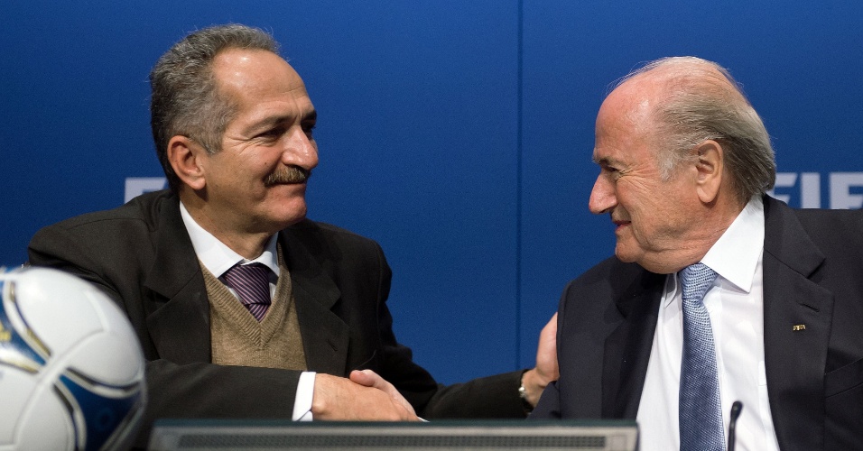 Aldo Rebelo cumprimenta presidente da Fifa Joseph Blatter em reunião realizada nesta terça-feira, em Zurique