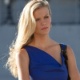 Brooklyn Decker em cena de "Battleship" - Divulgação