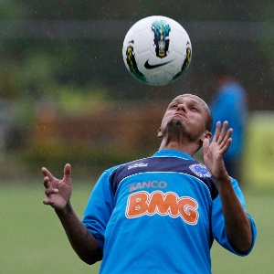 Além de "secar" o rival, Souza afirma que equipe celeste tem de fazer a sua parte no Brasileiro - Washington Alves/Vipcomm