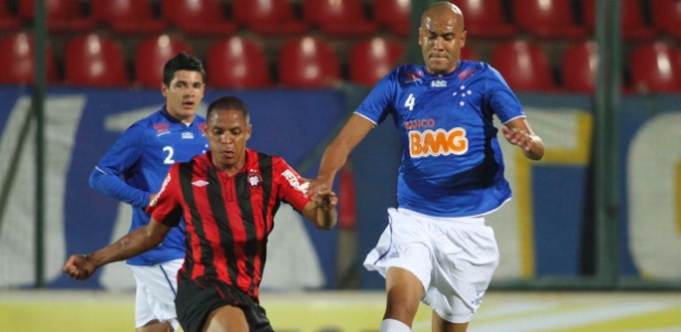 Alex Silva acertou a rescisão, de forma amigável, de seu contrato com o Cruzeiro - Washington Alves/VIPCOMM 