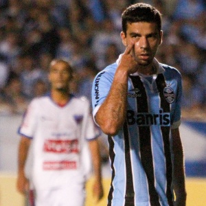 O atacante André Lima, do Grêmio, é o goleador do time tricolor no Campeonato Brasileiro com 2 gols - Guilherme Testa/Agência Freelancer