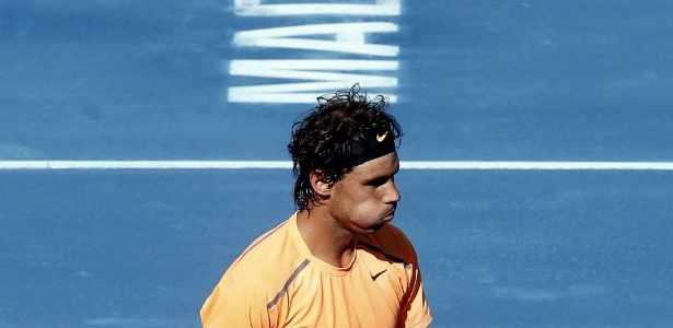 Nadal (foto) e Djokovic podem não competir no próximo ano caso piso seja mantido - EFE/Juan Carlos Hidalgo