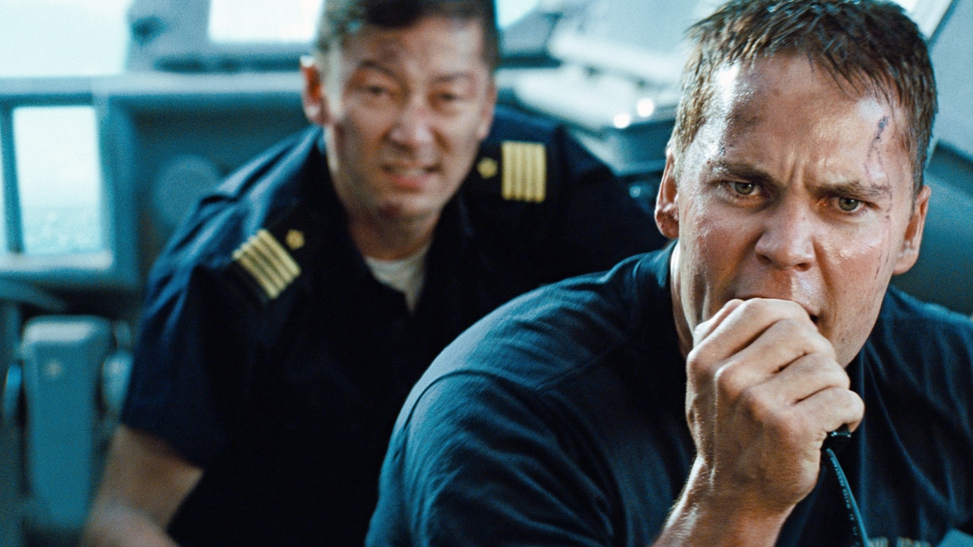 Taylor Kitsch em cena do filme "Battleship - A Batalha dos Mares", de Peter Berg - Divulgação